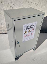 Armadietto metallico deposito fitofarmaci a norma