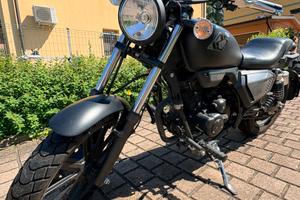 Moto Keeway K-light 125 nera