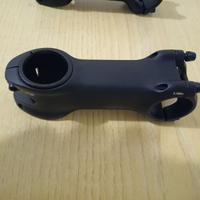 Attacchi manubrio giant