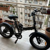 Bicicletta elettrica Smartway M1