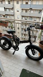 Bicicletta elettrica Smartway M1