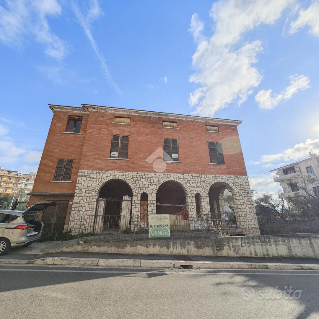 House in Castelforte, Latina - Vista 3
