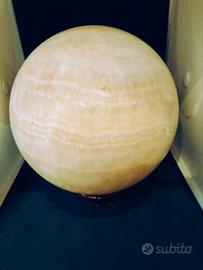 Elegante Sfera in Alabastro Naturale
