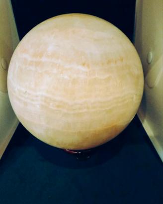 Elegante Sfera in Alabastro Naturale