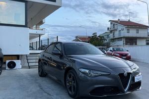 Alfa Romeo Giulia 2.2 Turbodiesel 160 CV Sprint