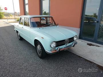 Alfa Romeo Giulia 1300 Ti