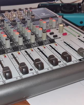 Behringer Xenyx 1204 USB
