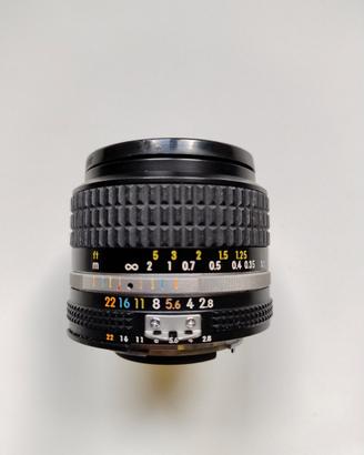 Nikon Nikkor ai - s 24mm f2.8