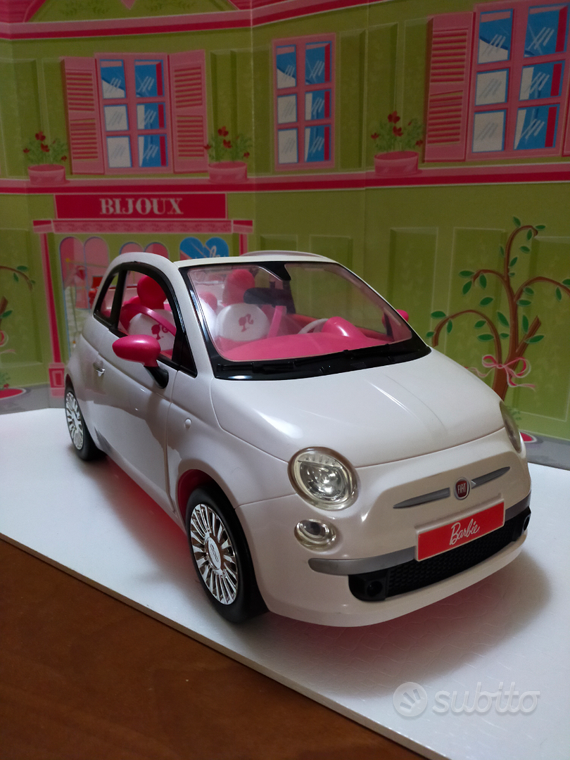 Barbie FIAT 500 (2008) - Collezionismo In vendita a Alessandria