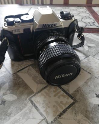 Nikon FE10