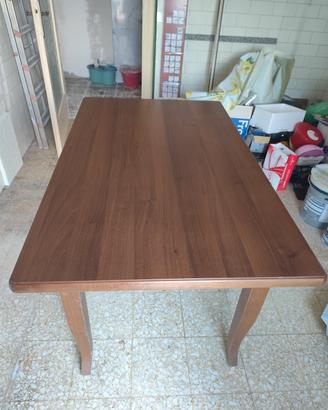 Tavolo in legno massello allungabile – 130/175 cm