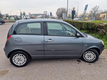 Lancia Ypsilon II 2005 1.2 16v Argento
