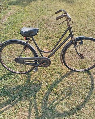 BICI BIANCHI DA DONNA DELLA NONNA ANNI 50