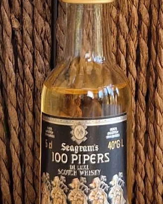 Mignon Seagram's 100 Pipers De Luxe Vintage 5 cl
