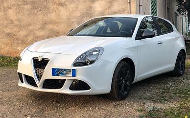 Alfa Romeo Giulietta 1.6 105 CV