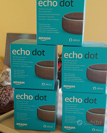 2 Alexa Echo Dot (3ª gen) 1 bianco e 1 nero