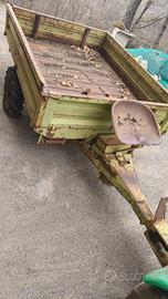 Carrello per trattorino