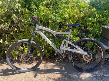 Rockrider 6.3