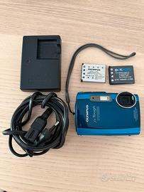Olympus Mju Tough 3000 + 2 Batterie e Caricatore