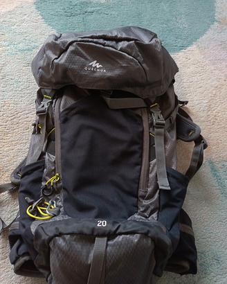 zaino trekking 20 litri come nuovo
