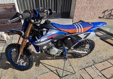 YAMAHA YZ 