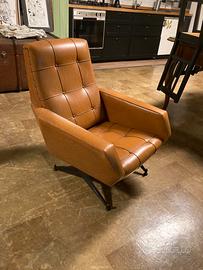 Poltrona similpelle anni 70