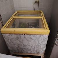 Congelatore a pozzetto