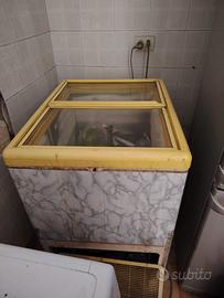 Congelatore a pozzetto