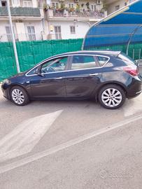 Opel Astra j 1400 turbo benzina e GPL 120cv.