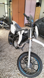 Moto Mothard rieju 125