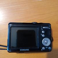 Fotocamera digitale compattaSamsung S1070.