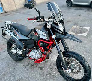 SWM SUPERDUAL 650 T