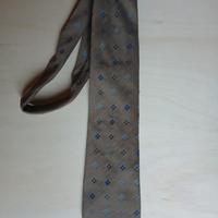 Cravatta colore marrone