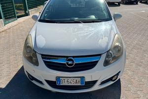 Opel corsa 1.2 neopatentati. leggi descrizione.