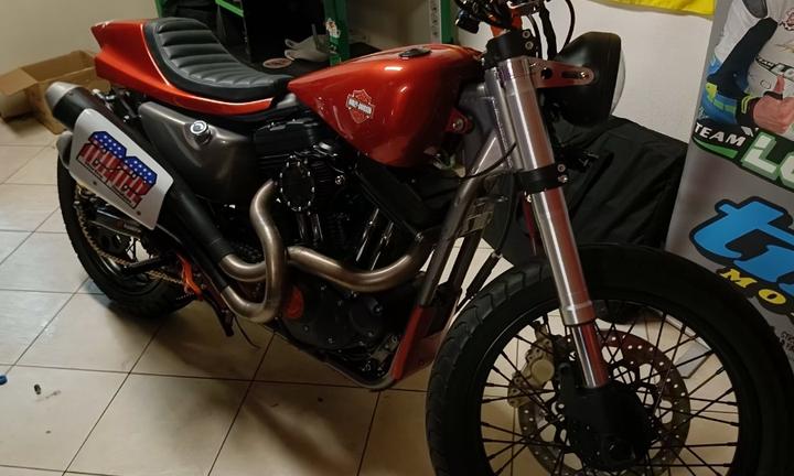 Harley-Davidson Sportster 883