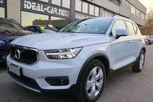 VOLVO XC40 T3 Geartronic Momentum