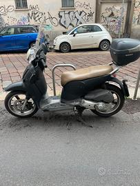 Scarabeo 125ie Aprilia