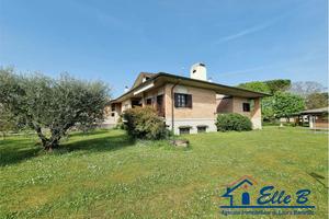 VILLA SIGNORILE A GRADISCA - ROMANS D'ISONZO (GO)