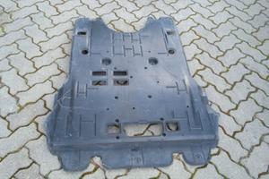 sotto copertura del motore Citroen C4 