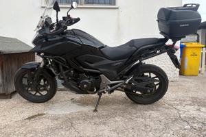 Honda nc 750 x abs manuale A3