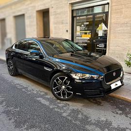 Jaguar XE 2.0 D 180 CV aut. R-Dynamic HSE