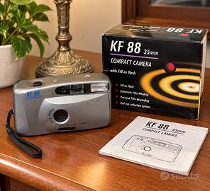 KF 88 35mm COMPACT CAMERA CON SCATOLA ORIGINALE
