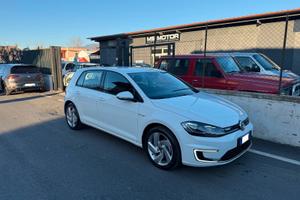 Volkswagen Golf e-Golf 136 CV - 42.000km - Superpr