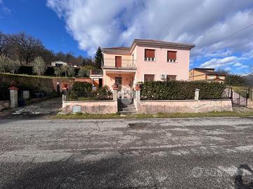 CASA INDIPENDENTE A CASALVIERI