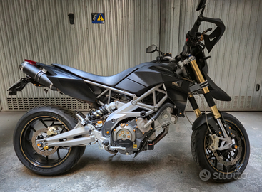 Stupenda Aprilia Dorsoduro 750