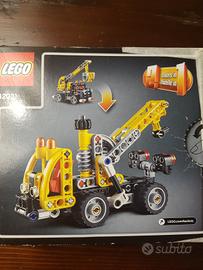 LEGO Technic 42031 - Camion con Gru