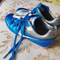 scarpe da calcio nuovo 