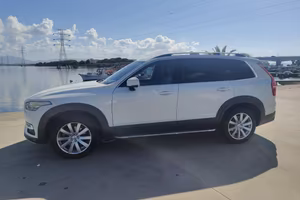 Volvo XC 90 D5 AWD momentum