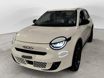 FIAT 600 Hybrid 110 CV DCT MHEV La Prima