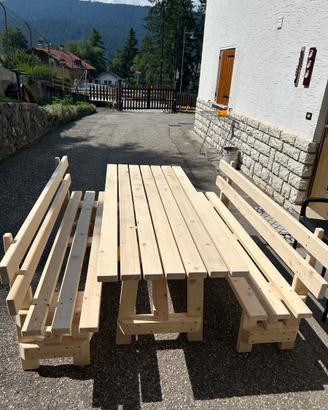 Panche in legno fatte a mano